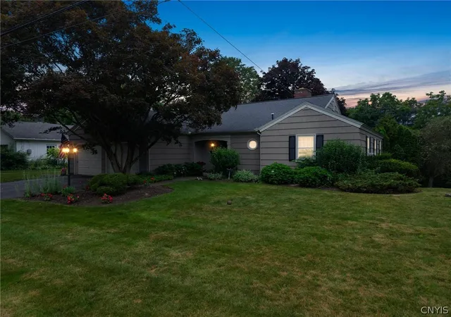2nd image of 13 Erregger Ter, Syracuse, NY 13224 | MLS# S1697049