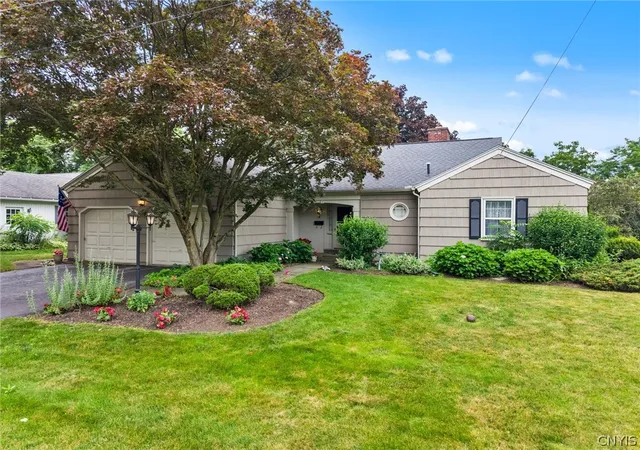 4th image of 13 Erregger Ter, Syracuse, NY 13224 | MLS# S1697049
