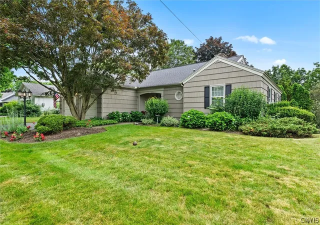 5th image of 13 Erregger Ter, Syracuse, NY 13224 | MLS# S1697049