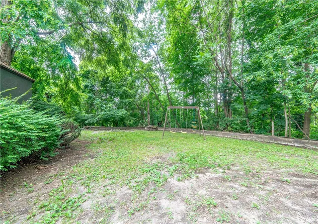 Photo 44 of Sale Pending at 238 River Hts Cir, Rochester, NY 14612 | MLS# R1697211 | Listing updated on 2026-07-24