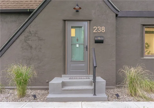 Photo 4 of Sale Pending at 238 River Hts Cir, Rochester, NY 14612 | MLS# R1697211 | Listing updated on 2026-07-24
