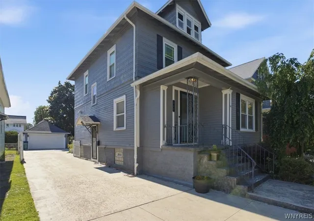 Photo 2 of Sale Pending at 240 Wellington Rd, Buffalo, NY 14216 | MLS# B1697203 | Listing updated on 2026-07-19