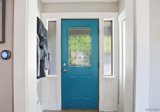 Photo 3 of Sale Pending at 240 Wellington Rd, Buffalo, NY 14216 | MLS# B1697203 | Listing updated on 2026-07-19