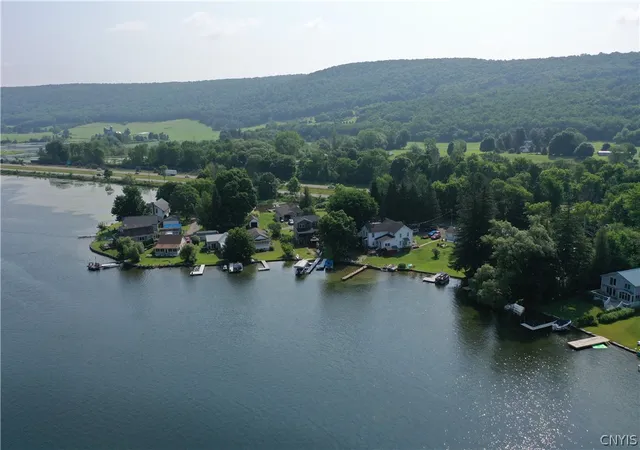 Listing Photo 2 - Condo for sale in building located at 1837 Mountainview Dr E, Homer, NY 13077 - Unit #