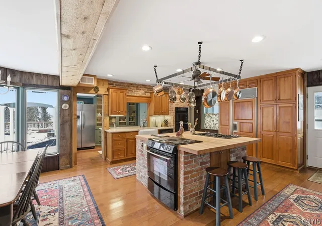 Photo 4 of Single family home for sale at 3857 East Rd, Cazenovia, NY 13035 | MLS# S1697306 | Listing updated on 2026-07-25