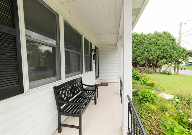 5th image of 305 Fern Rd, Syracuse, NY 13219 | MLS# S1697238