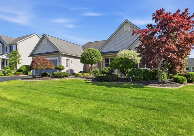 36th image of 1024 Pondbrook Pt, Webster, NY 14580 | MLS# R1693711