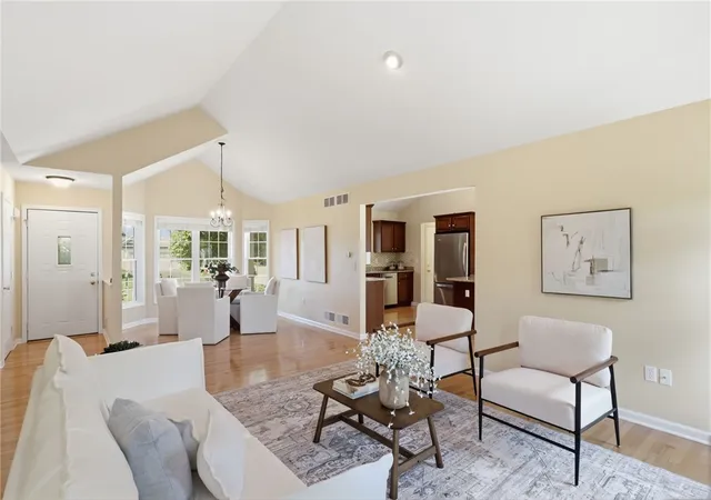 5th image of 1024 Pondbrook Pt, Webster, NY 14580 | MLS# R1693711