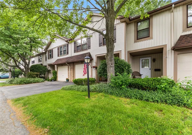 3rd image of 84 Hidden Valley Rd, Rochester, NY 14624 | MLS# R1697330