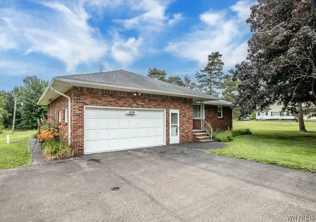 2nd image of 10413 Erie Rd, Irving, NY 14081 | MLS# B1694740