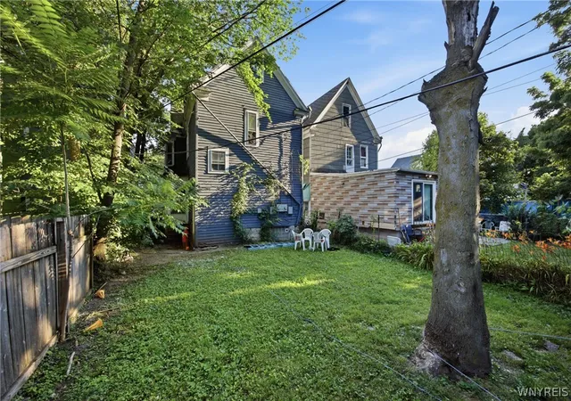 Listing Photo 2 - Condo for sale in building located at 314 Potomac Ave, Buffalo, NY 14213 - Unit #