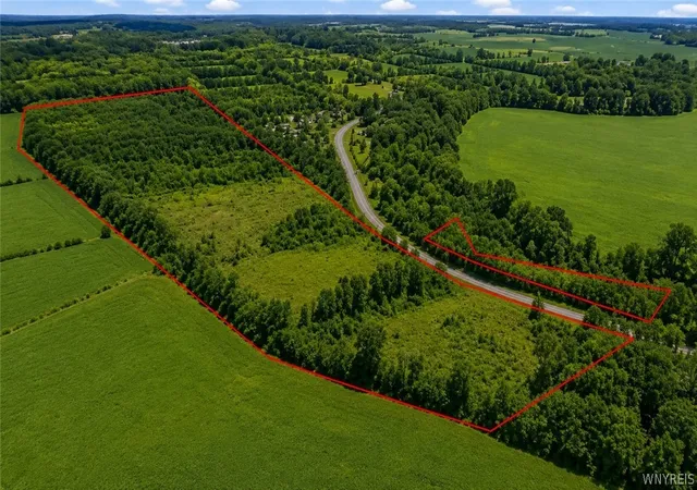 2nd image of Tonawanda Creek Rd, Lockport, NY 14094 | MLS# B1697366
