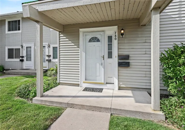 Photo 3 of Sale Pending at 780 Eastbrooke Ln, Rochester, NY 14618 | MLS# R1697361 | Listing updated on 2026-07-19