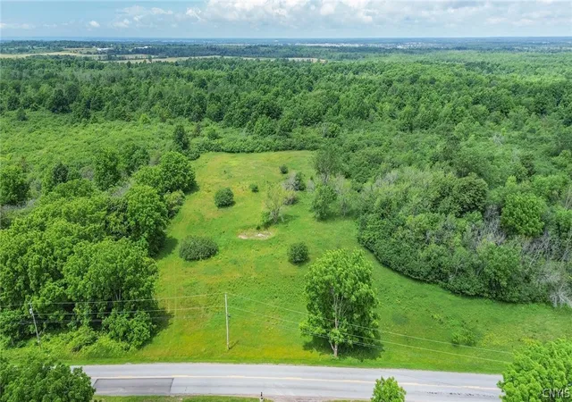 Homes for sale in Brownville, NY | 15400 Middle Rd, Brownville, NY 13634 | MLS# S1697305