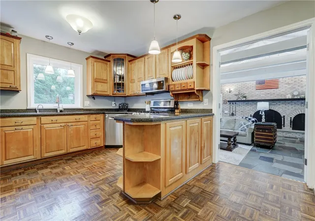 5th image of 42 Sunset Blvd, Pittsford, NY 14534 | MLS# R1697359