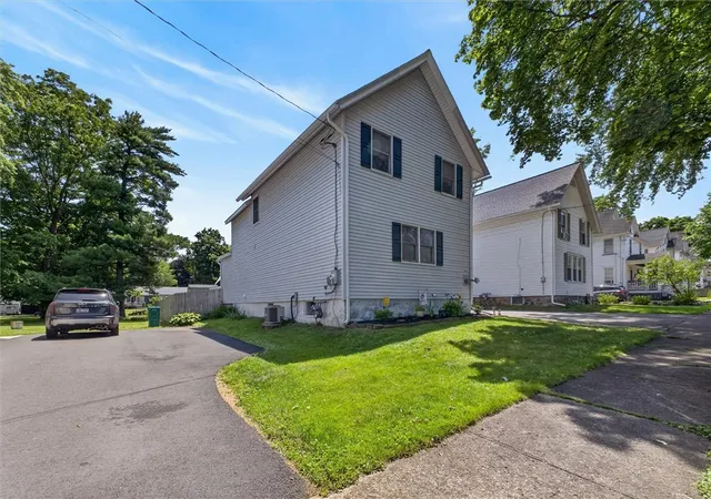 Photo 3 of Sale Pending at 128 Stafford St, Palmyra, NY 14522 | MLS# R1696990 | Listing updated on 2026-08-03