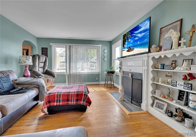 Photo 4 of Sale Pending at 95 Victory Ave, Hamburg, NY 14075 | MLS# B1697263 | Listing updated on 2026-07-20