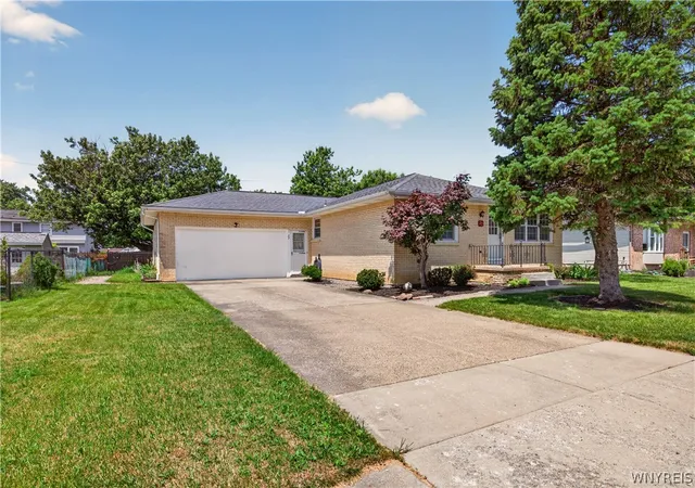 Photo 2 of Sale Pending at 27 Cheryl Rd, Buffalo, NY 14224 | MLS# B1697097 | Listing updated on 2026-08-03