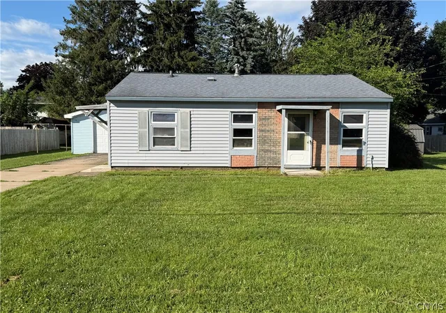 Photo 2 of Sale Pending at 35 Bakeman St, Fulton, NY 13069 | MLS# S1697432 | Listing updated on 2026-07-29