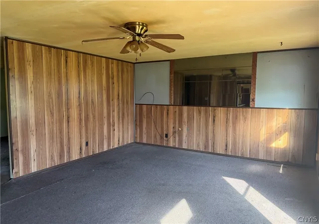 Photo 4 of Sale Pending at 35 Bakeman St, Fulton, NY 13069 | MLS# S1697432 | Listing updated on 2026-07-29