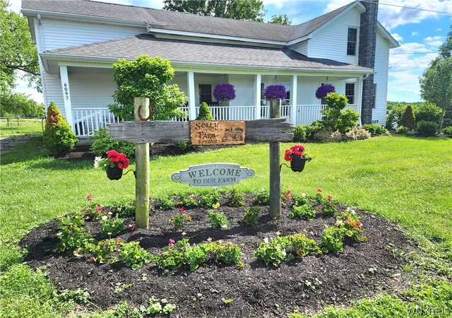 1st image of 6097 Seufert Rd, Orchard Park, NY 14127 | MLS# B1697410