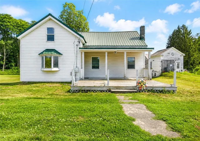 1st image of 952 County Hwy 16, New Lisbon, NY 13315 | MLS# R1696232