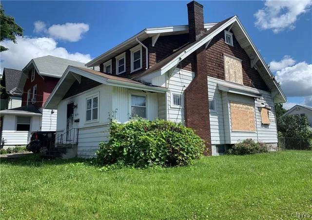 Photo 1 of Sale Pending at 2119 Grant Blvd, Syracuse, NY 13208 | MLS# S1697119 | Listing updated on 2026-07-15