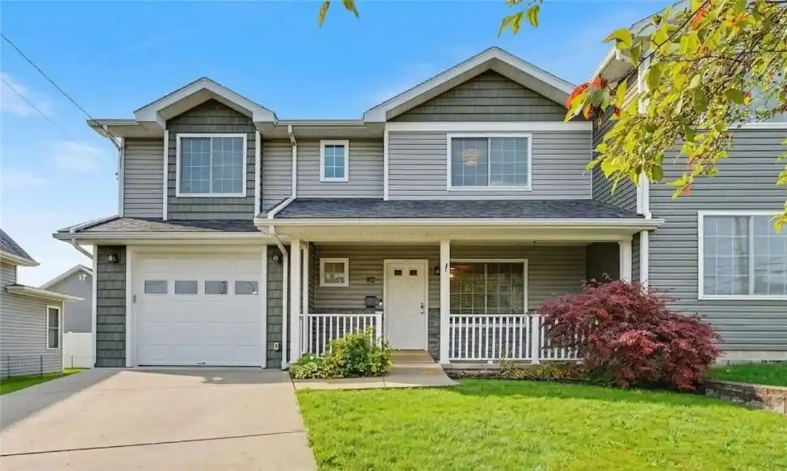 Single family home for sale at 40 Elm St, Bradford, PA 16701 | MLS# R1697195