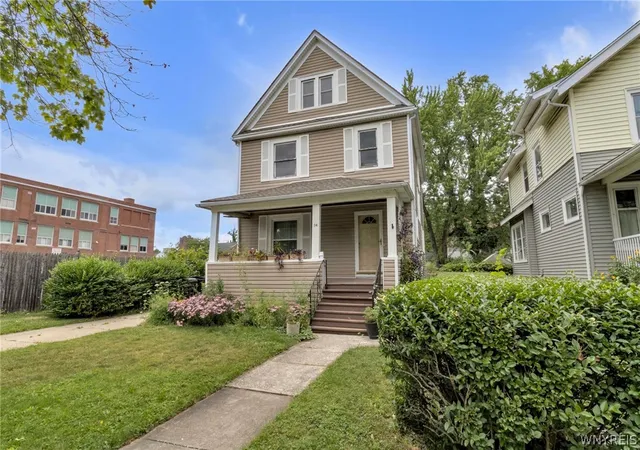 Homes for sale in Tonawanda, NY | 34 Knowlton Ave, Tonawanda, NY 14217 | MLS# B1696165