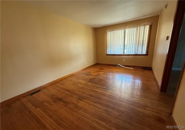 Listing Photo 5 - Condo for sale in building located at 889 Oliver St, North Tonawanda, NY 14120