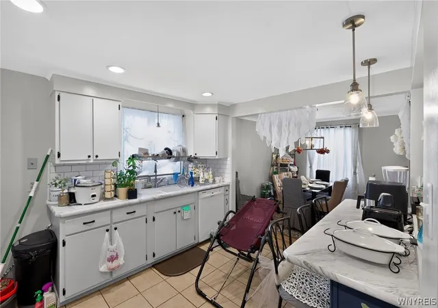 Homes for sale in Amherst, NY | 30 Augusta Ave, Amherst, NY 14226 | MLS# B1696434