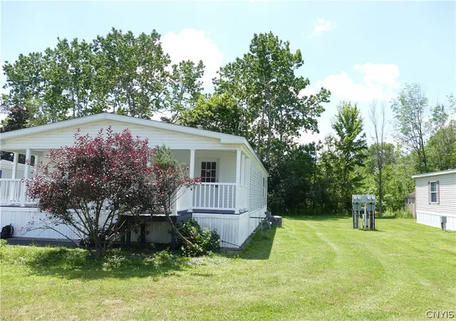 Homes for sale in Kirkland, NY | 123 Royal Meadows Dr, Kirkland, NY 13323 | MLS# S1697349