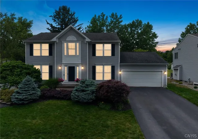 Homes for sale in Manlius, NY | 401 Homewood Dr, Manlius, NY 13066 | MLS# S1694965