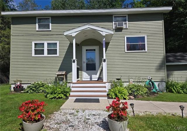 Homes for sale in Oswego, NY | 2006 County Route 7, Oswego, NY 13126 | MLS# S1697489