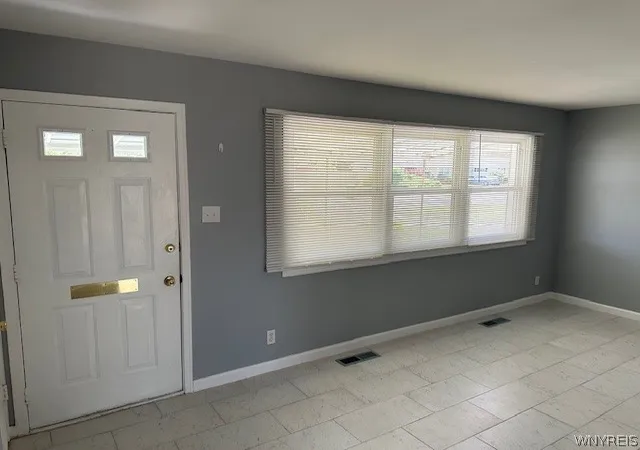 4th image of 1676 Fillner Ave, North Tonawanda, NY 14120 | MLS# B1697201