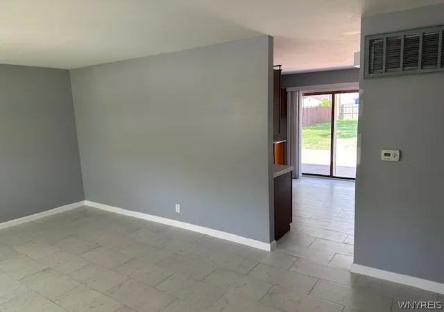5th image of 1676 Fillner Ave, North Tonawanda, NY 14120 | MLS# B1697201