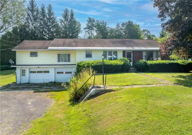 2nd image of 2110 County Route 176, Fulton, NY 13069 | MLS# S1697473