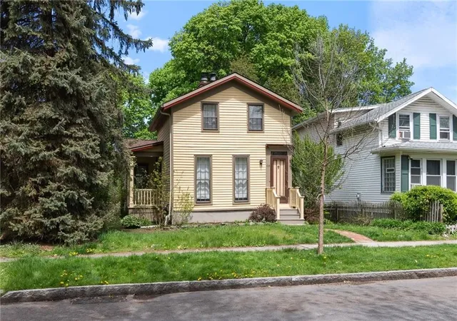Homes for sale in Rochester, NY | 102 Adams St, Rochester, NY 14608 | MLS# R1696302
