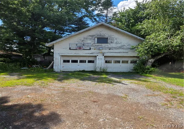 50th image of 1132 Downer Ave, Utica, NY 13502 | MLS# S1697524
