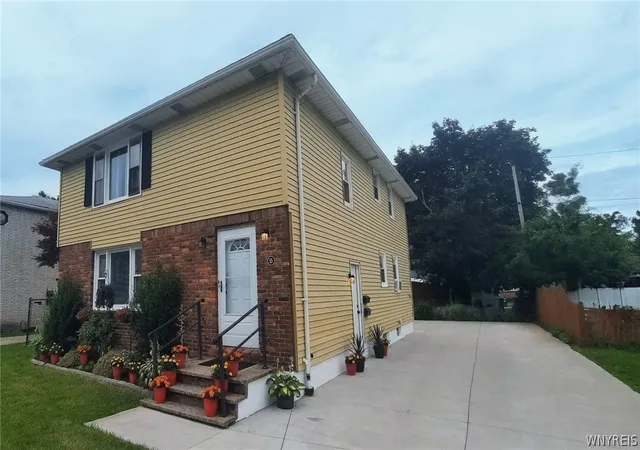 Listing Photo 5 - Condo for sale in building located at 55 S Ogden St, Buffalo, NY 14210