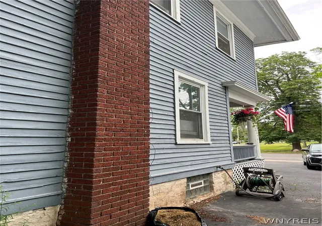 Listing Photo 5 - Condo for sale in building located at 283 High St, Lockport, NY 14094
