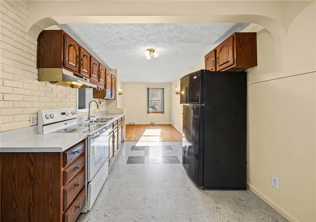 Photo 4 of Sale Pending at 211 Heberle Rd, Rochester, NY 14609 | MLS# R1696398 | Listing updated on 2026-07-23