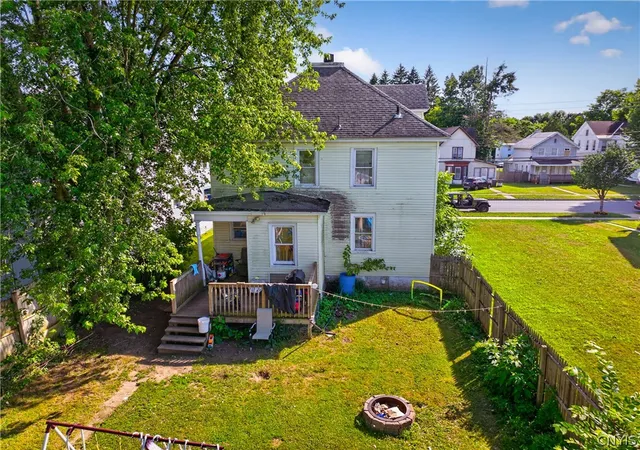 Homes for sale in Rome, NY | 524 W Thomas St, Rome, NY 13440 | MLS# S1696470