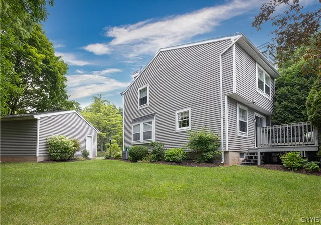 Homes for sale in Manlius, NY | 4753 Sabre Ln, Manlius, NY 13104 | MLS# S1691811
