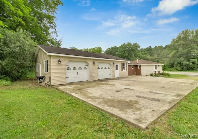 Photo 5 of Sale Pending at 3455 Route 98, Varysburg, NY 14167 | MLS# B1697308 | Listing updated on 2026-07-14