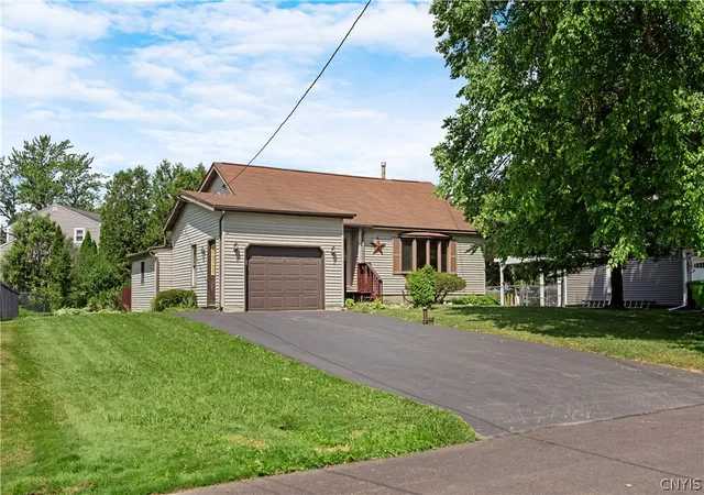 Photo 1 of Single family home for sale at 112 Stillwell Ter, East Syracuse, NY 13057 | MLS# S1696852 | Listing updated on 2026-08-02