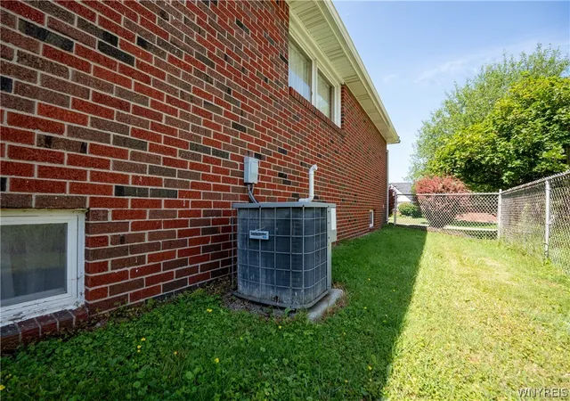 Homes for sale in Hamburg, NY | 3689 Wabash Ave, Hamburg, NY 14219 | MLS# B1696815