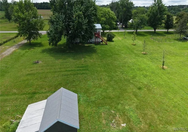 Homes for sale in Ridgeway, NY | 11307 Slade Rd, Ridgeway, NY 14103 | MLS# B1696597