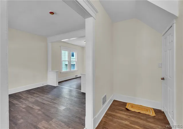 Photo 3 of Sale Pending at 141 Condon Ave, Buffalo, NY 14207 | MLS# B1697394 | Listing updated on 2026-07-21