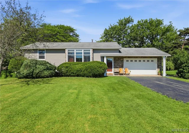 2nd image of 766 Schultz Rd, Elma, NY 14059 | MLS# B1695366